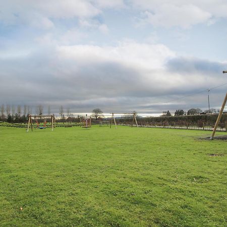 Villa Swan Leominster Exterior foto